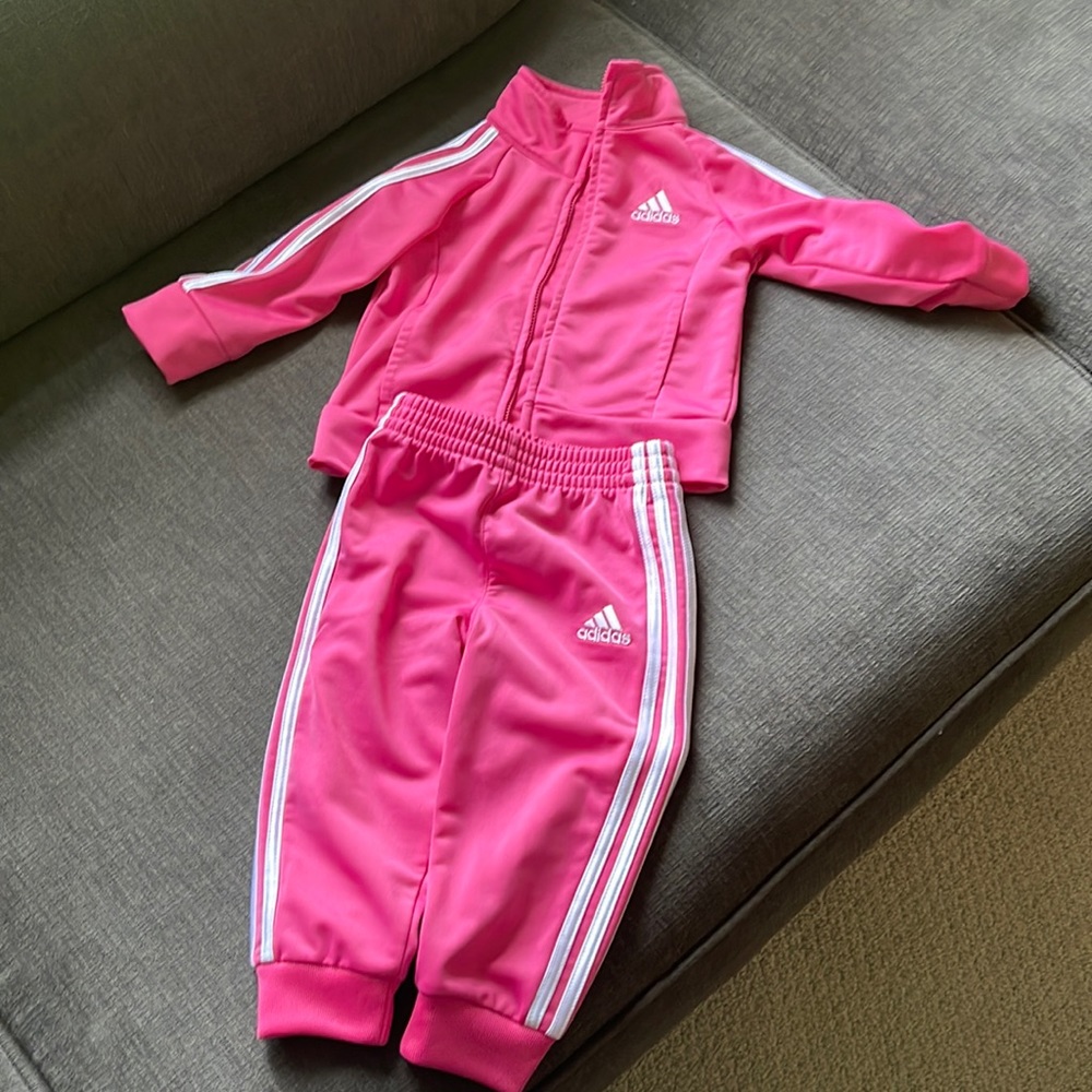 Adidas sweatsuit in pink